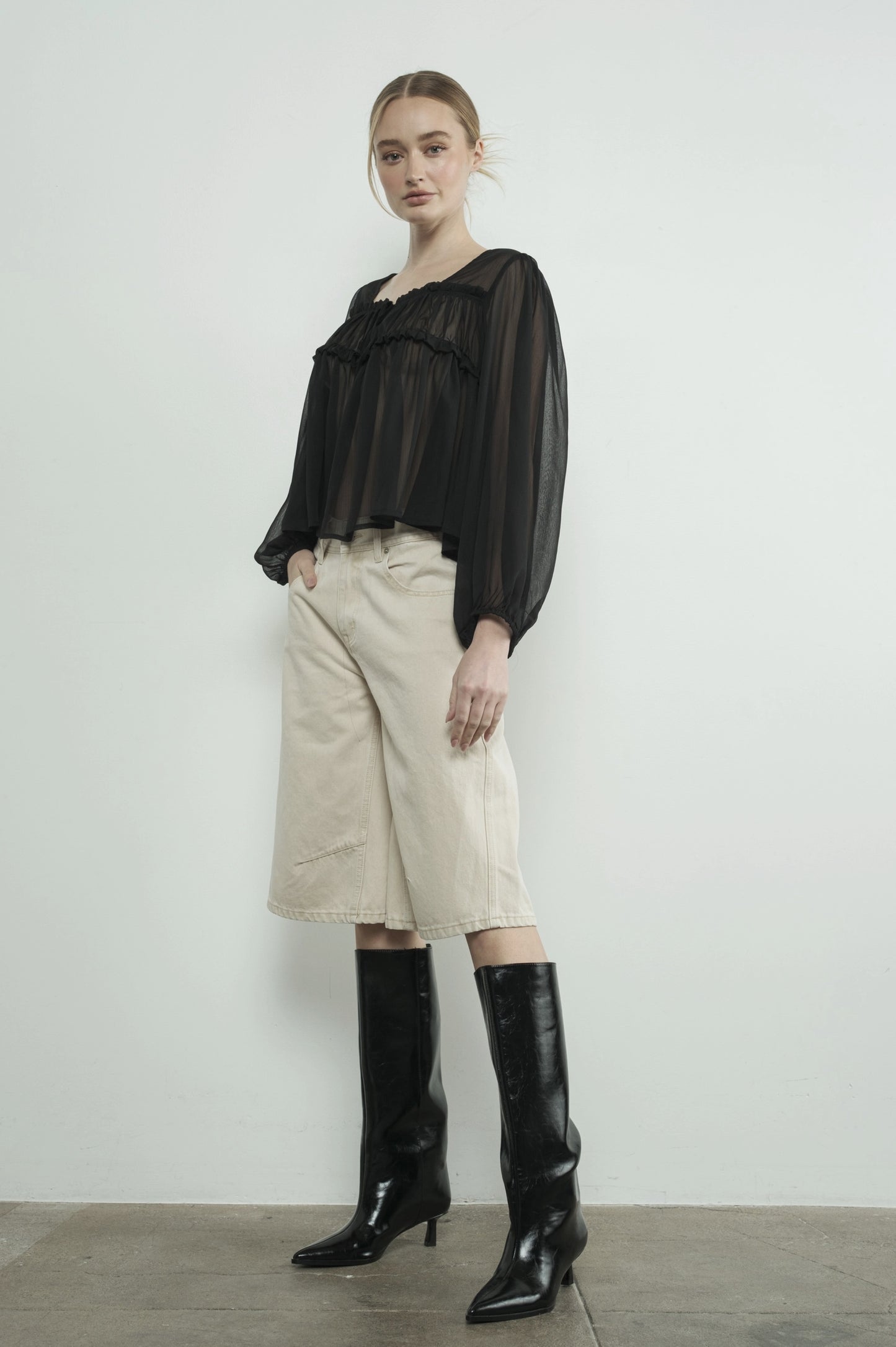 Cream Bermuda Shorts with Yoke Seam MAP3098 - By Aaron & Amber®