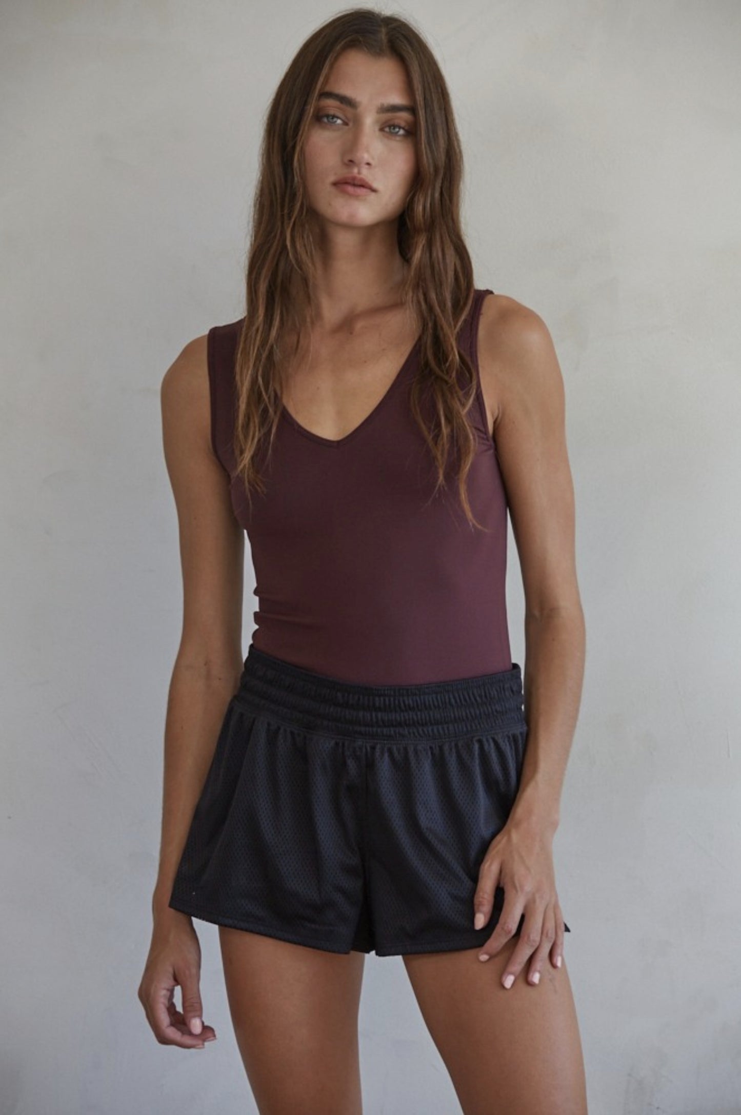 Seamless Reverse U-V Neck Tank (Cassis color) - by By Together®