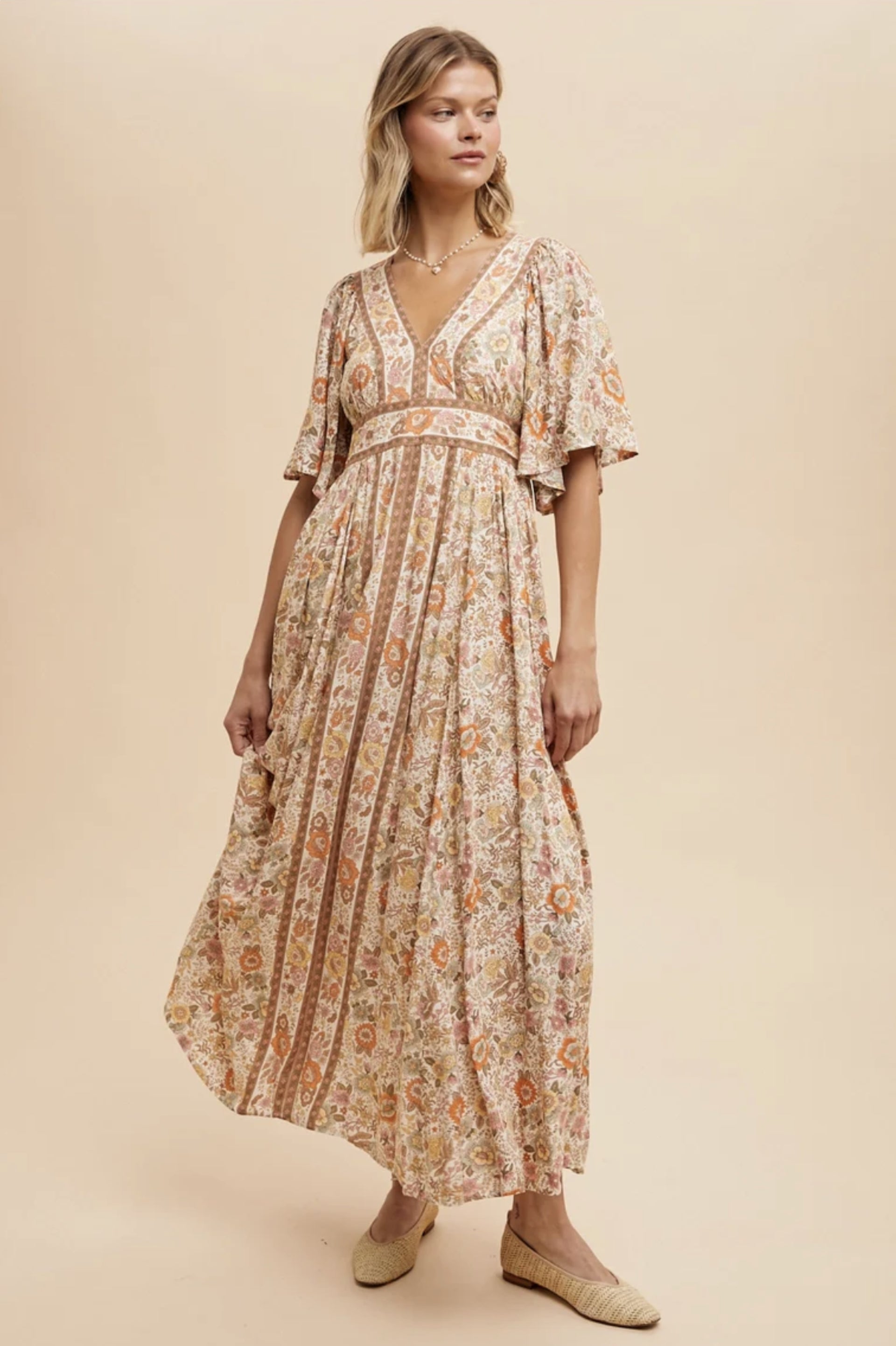 Women's Flutter Sleeve Border Floral Maxi Dress in Vintage Cream Medium