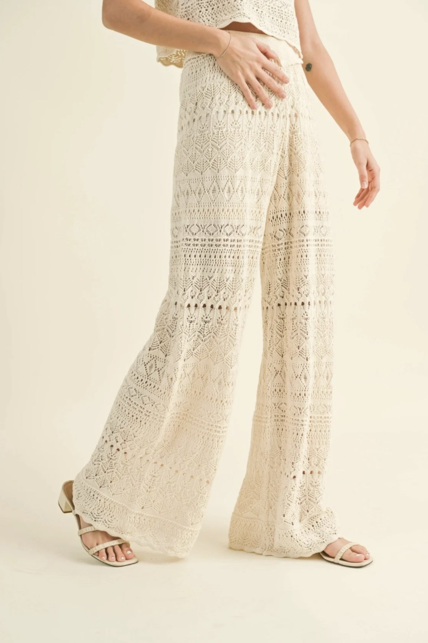 Crochet Pattern Pants - by Miou Muse®