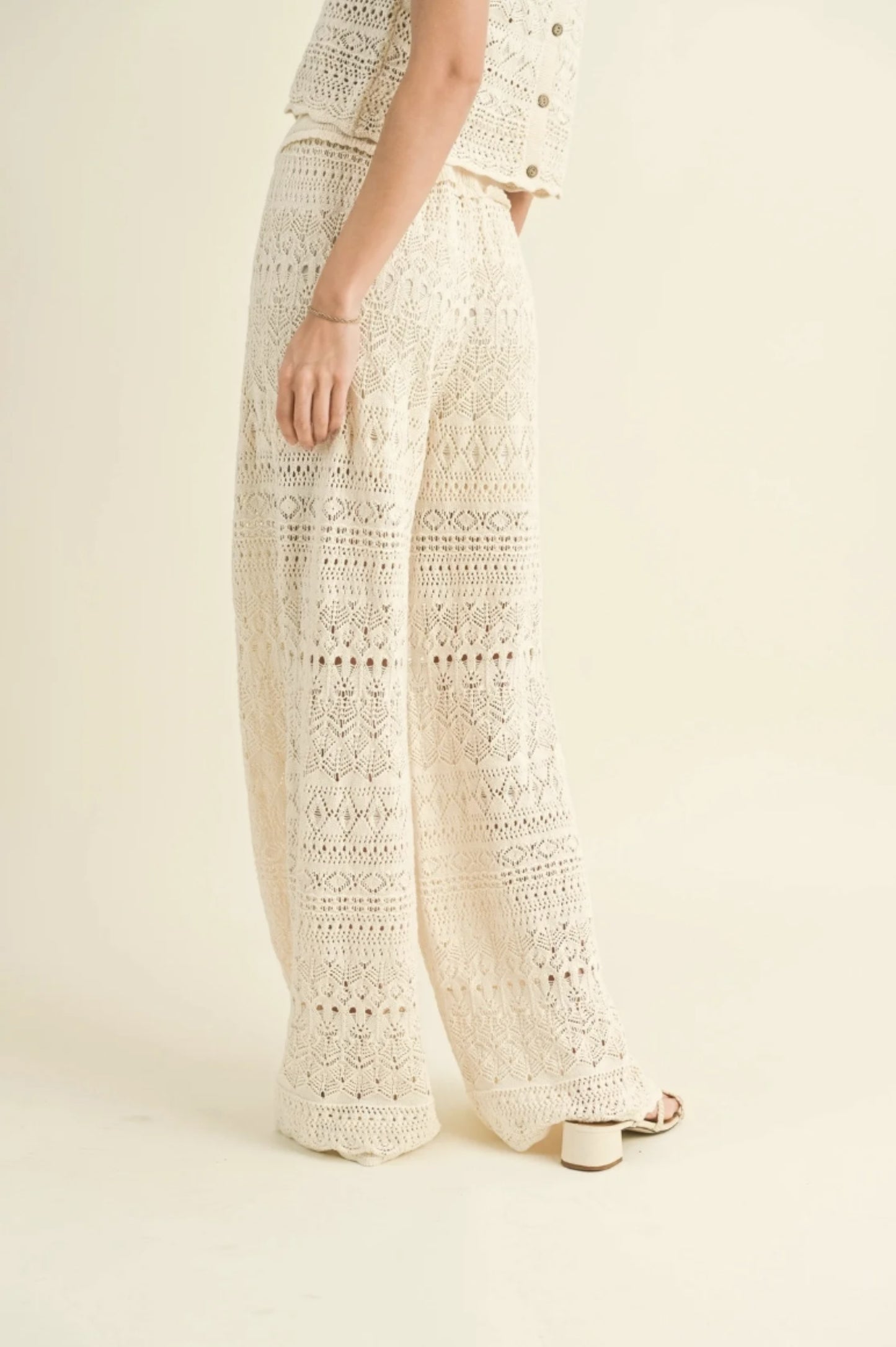 Crochet Pattern Pants - by Miou Muse®